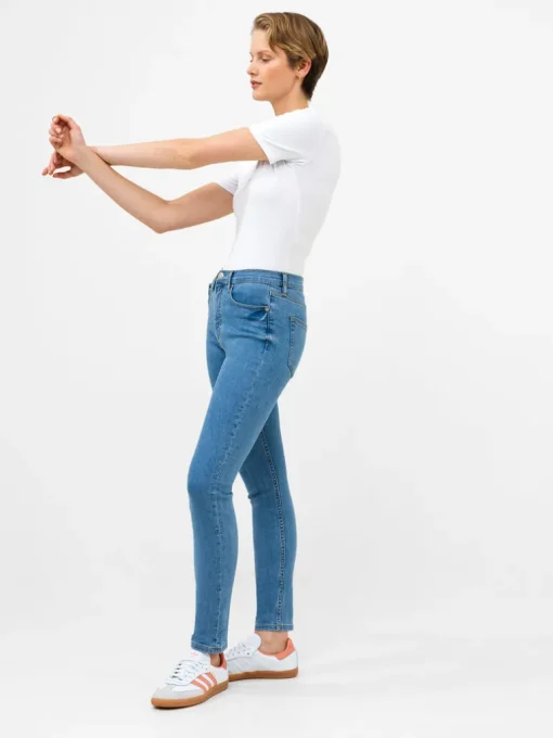 Soft Stretch Denim High Rise Skinny Jeans